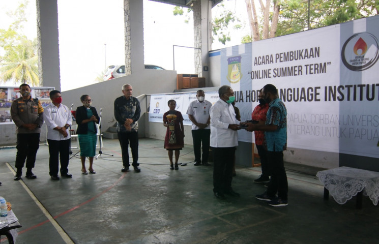 Pemprov Papua dan PHLI Buka Kelas Internasional Bagi 50 Siswa Beasiswa Otsus
